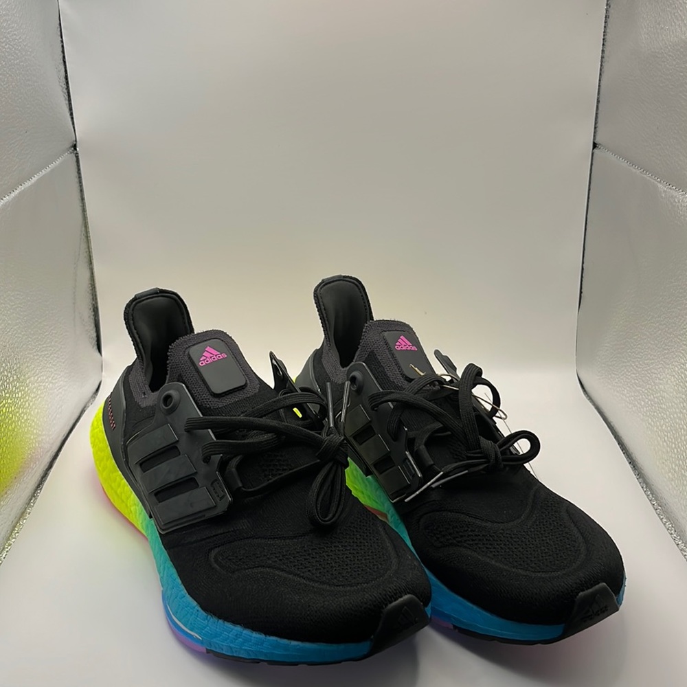 Adidas Ultraboost 22 Black Multi-Gradient